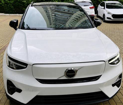 VOLVO XC40 P6 RECHARGE ELECTRIC PLUS